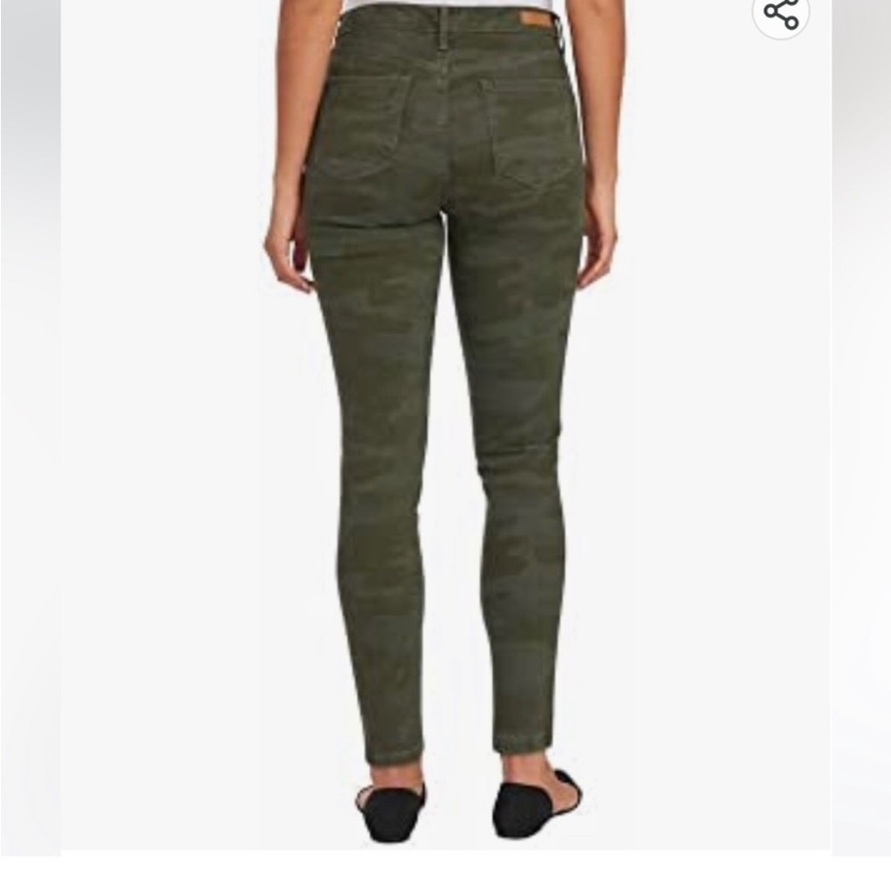 Social Standard-Sanctuary Camouflage Jeans -sz 6 Hi-rise skinny comfort stretch.
